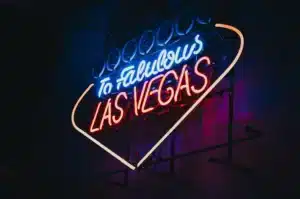 Las Vegas Nightlife: Hottest Clubs, Bars & Exclusive Experiences