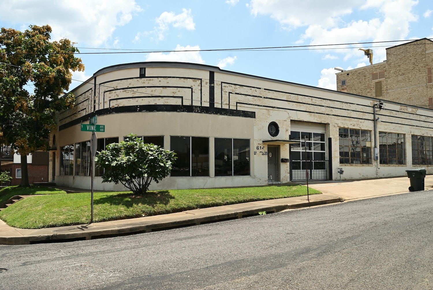 ​Tyler Charter Bus & Minibus Rentals