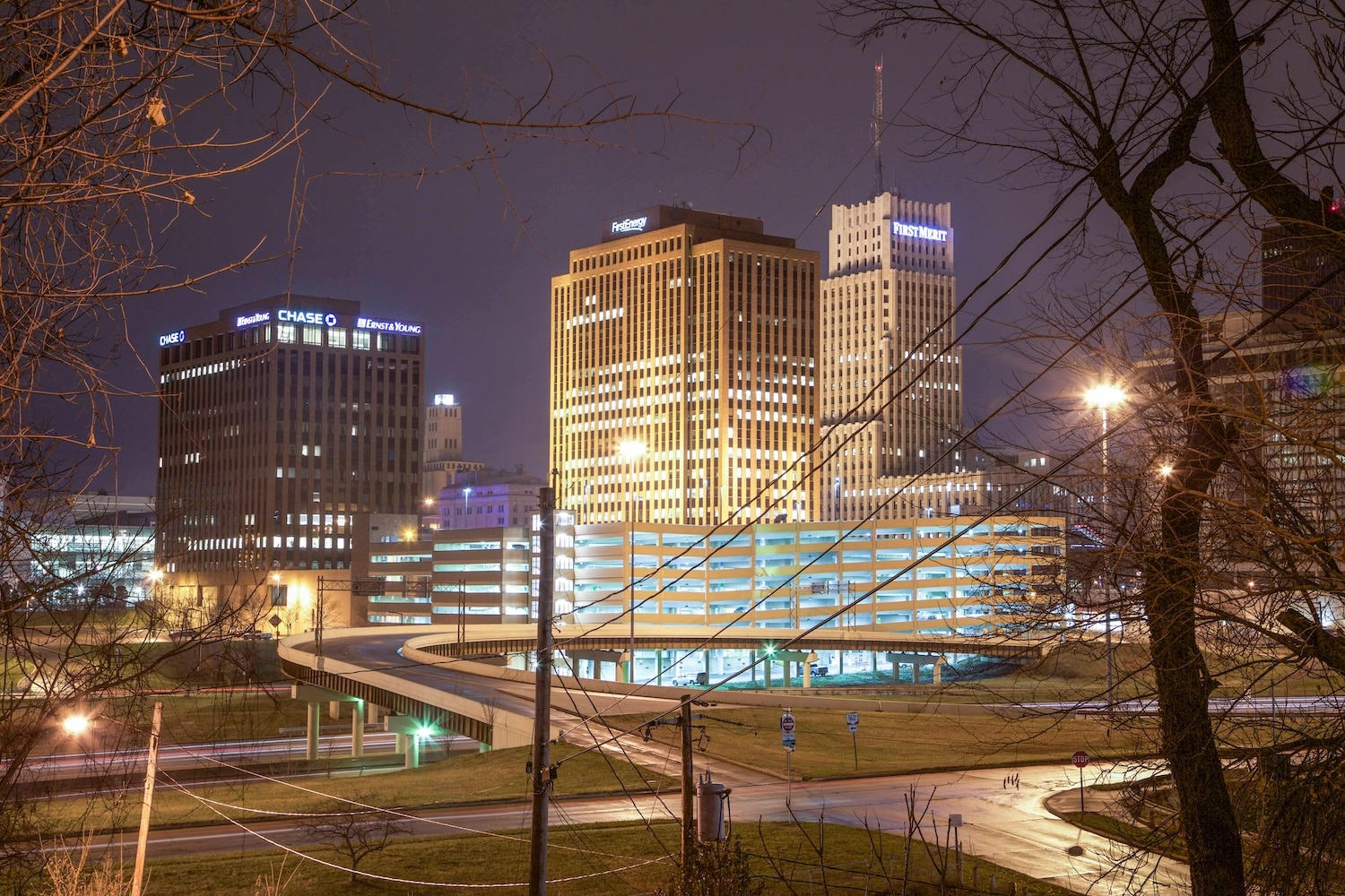 Akron Charter Bus & Minibus Rentals