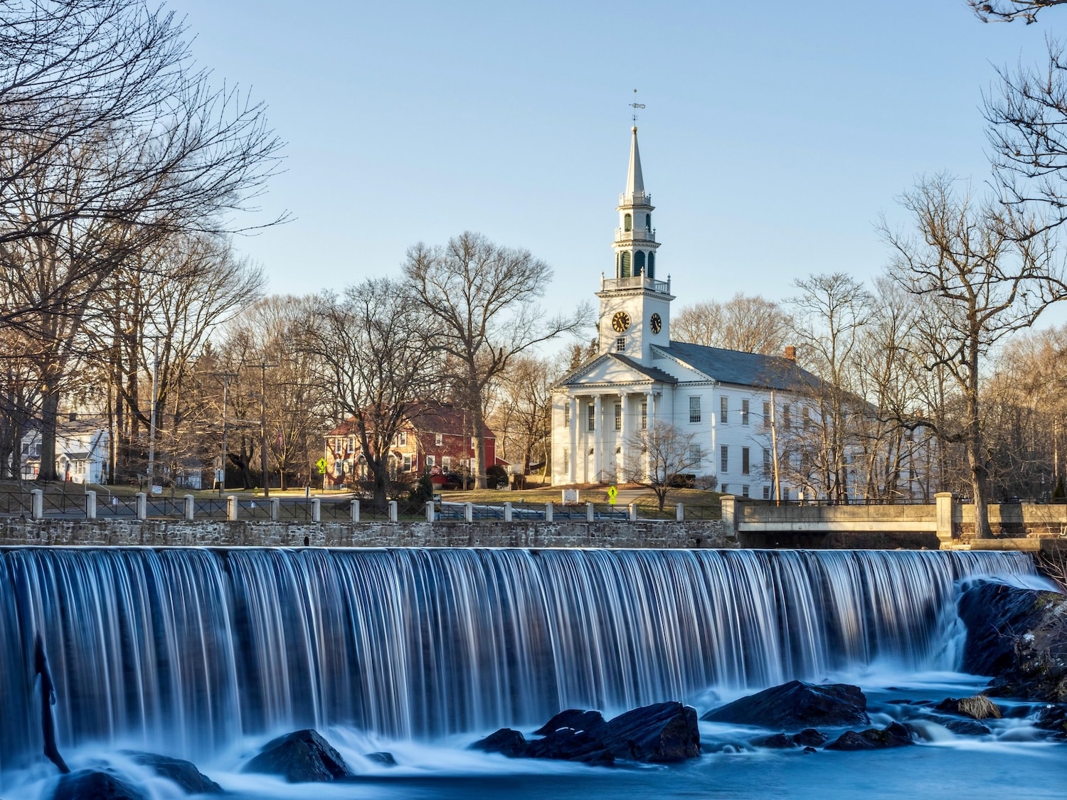 Milford Charter Bus & Minibus Rentals