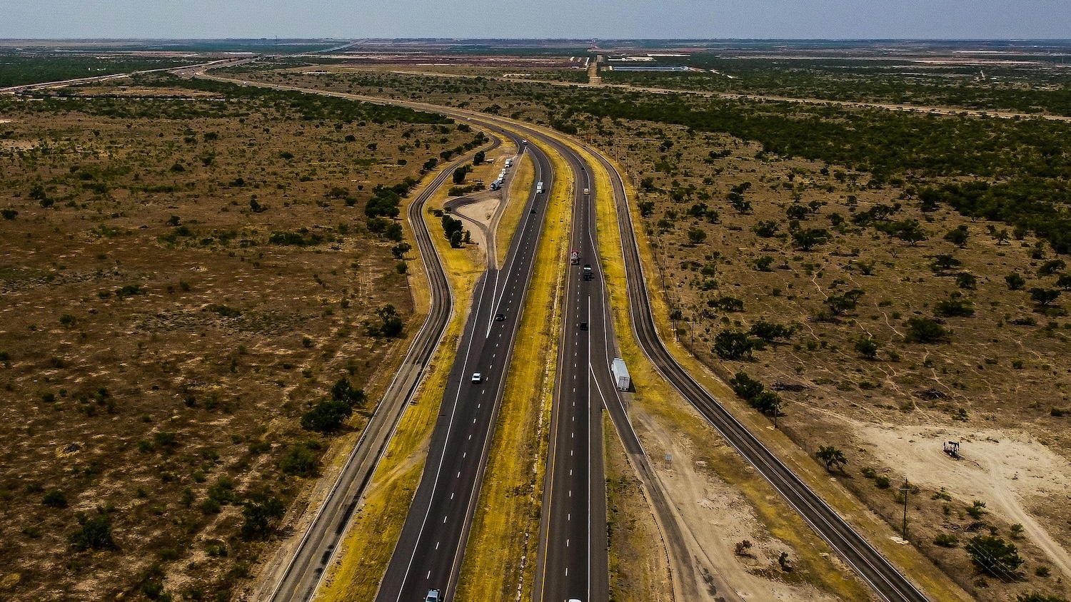 ​Midland Charter Bus & Minibus Rentals