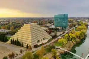 7 Best Hotels in Sacramento: Expert-Picked Stays for Every Budget