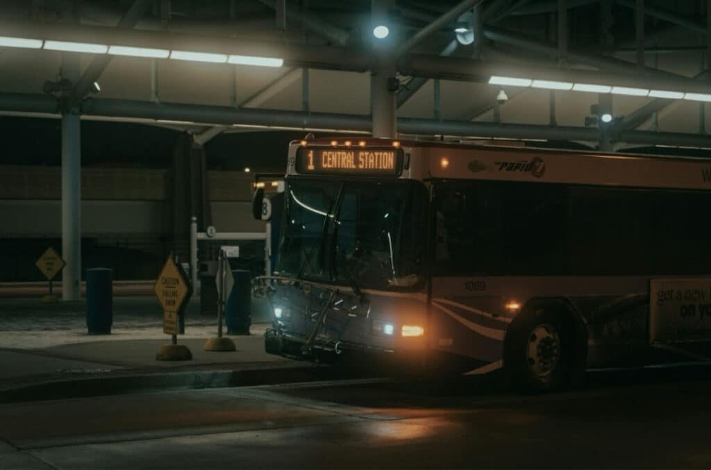 https://www.b2bnn.com/2025/11/metropolitan-shuttle-review-checking-out-the-charter-bus-rental-service/