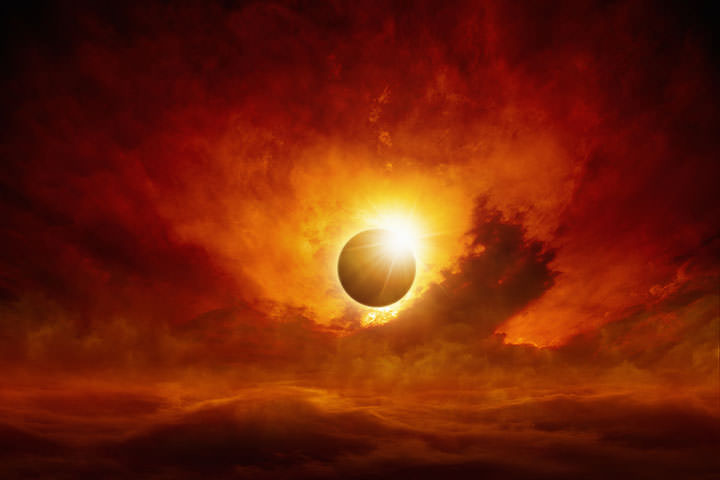 Total Solar Eclipse 2017 happens on August 21, 2017
