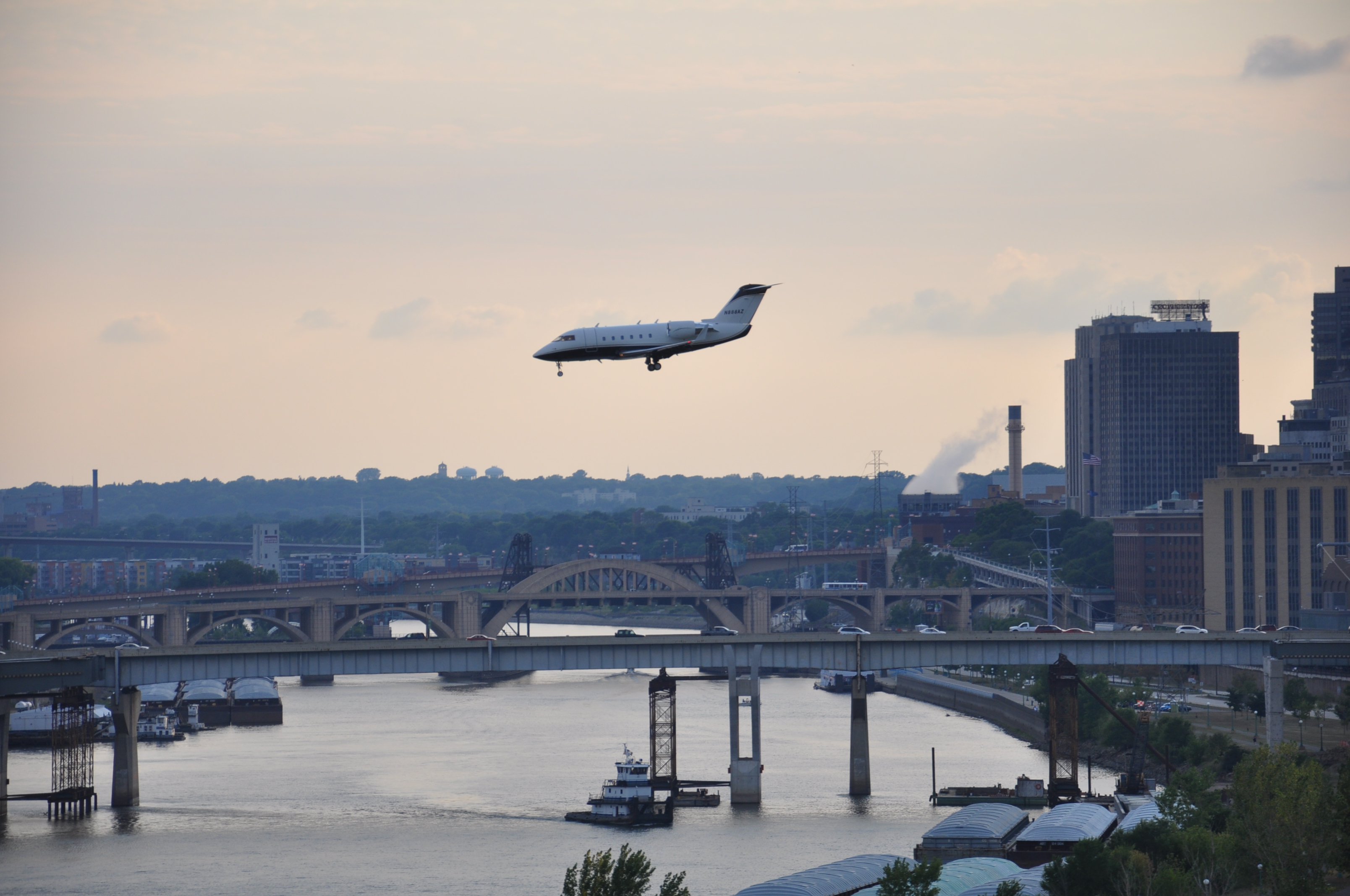 St. Paul Downtown Airport - Metropolitan Shuttle